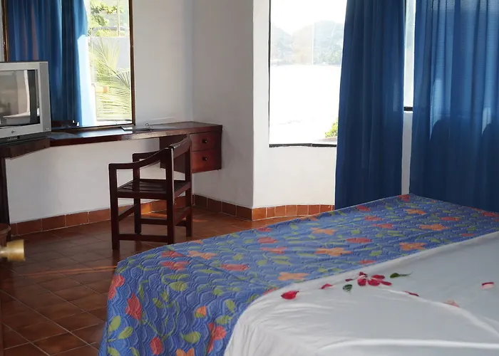 Miramar 3* Zihuatanejo